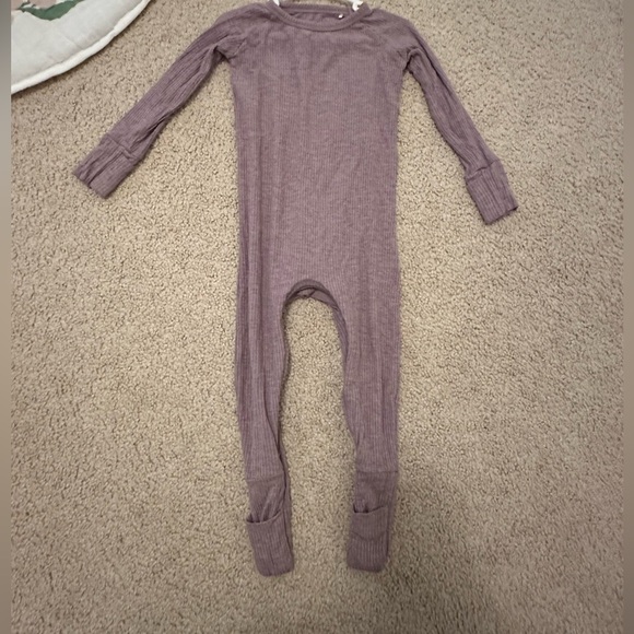 Little Sleepies Crescent Zippy - Picture 1 of 2